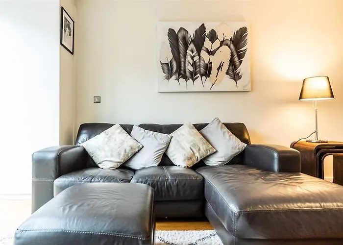 Grand Canal 2 Bedroom Flat Dublin