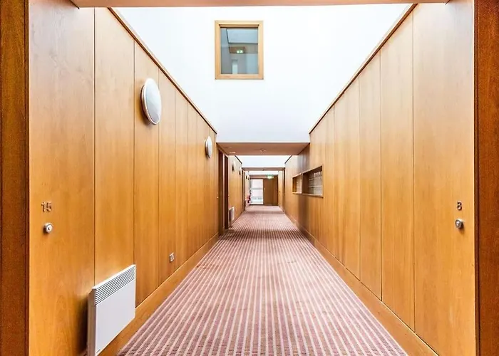 Appartement Grand Canal 2 Bedroom Flat